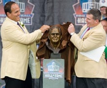 Bruce Matthews was an Oiler anchor